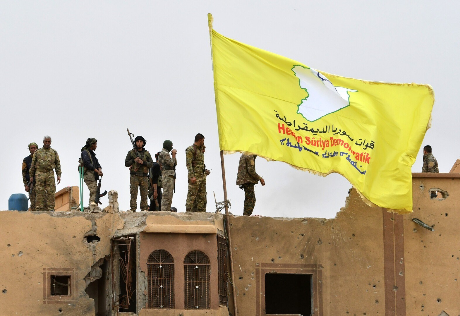 مصادر: قسد تنوي شن عملية عسكرية لاستعادة ما خسرته من محافظة دير الزور