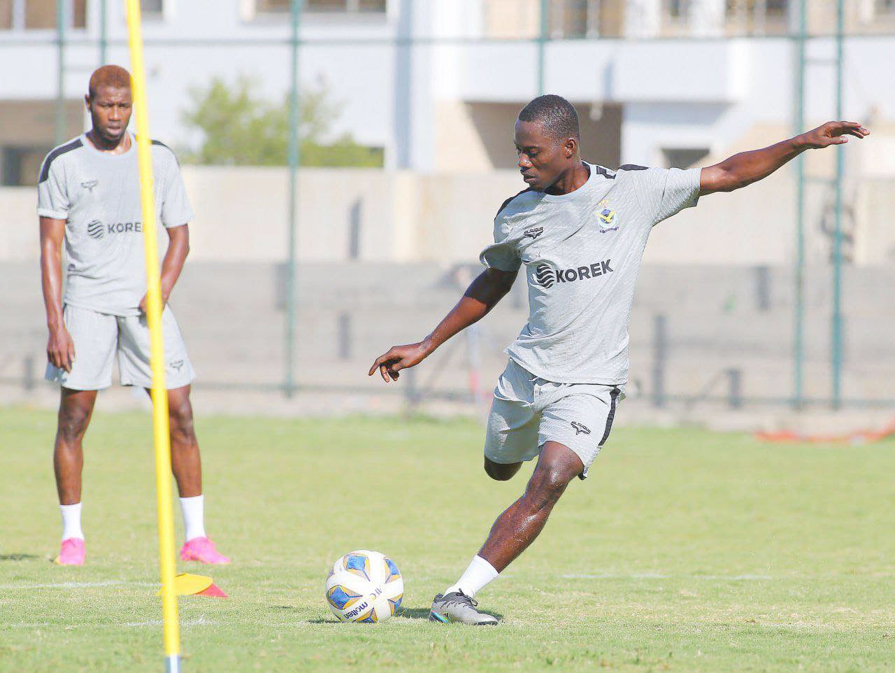 المحترفان أودوكو و فرانك سيدرك يلتحقان بمعسكر الجوية في أربيل