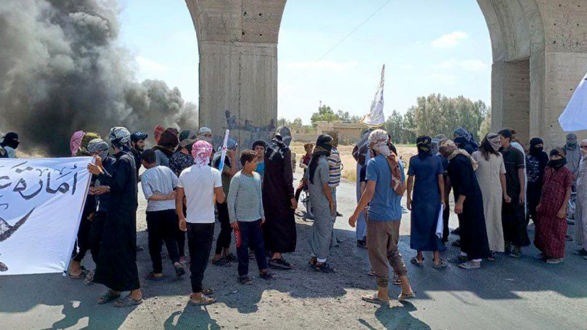 ريف دير الزور يشكل مجالس مدنية بعد انسحاب قوات قسد