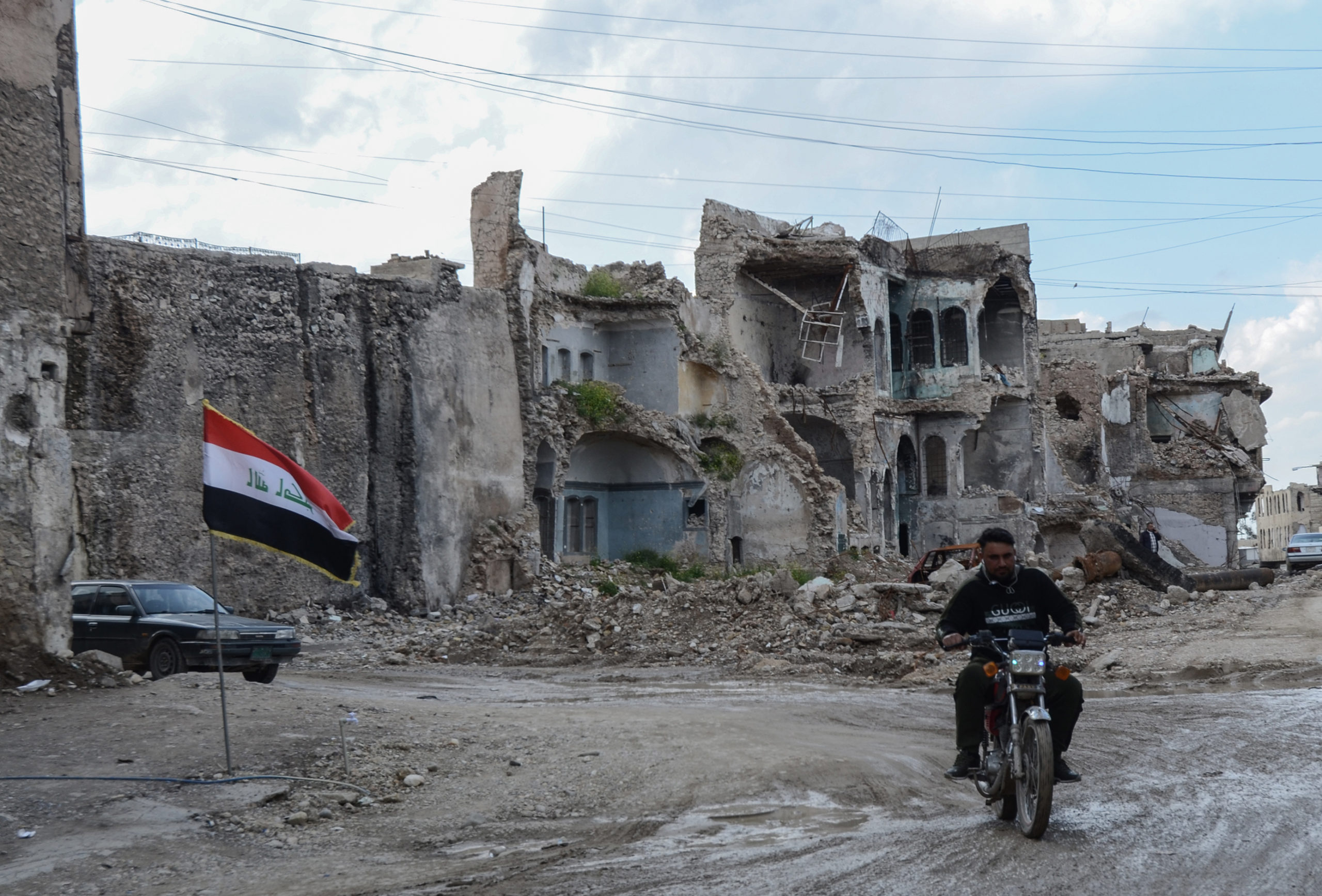 فساد اعمار المناطق المحررة أوساط سياسية: الفريق المختص بتدقيق المشاريع كشف هدر عشرات المليارات