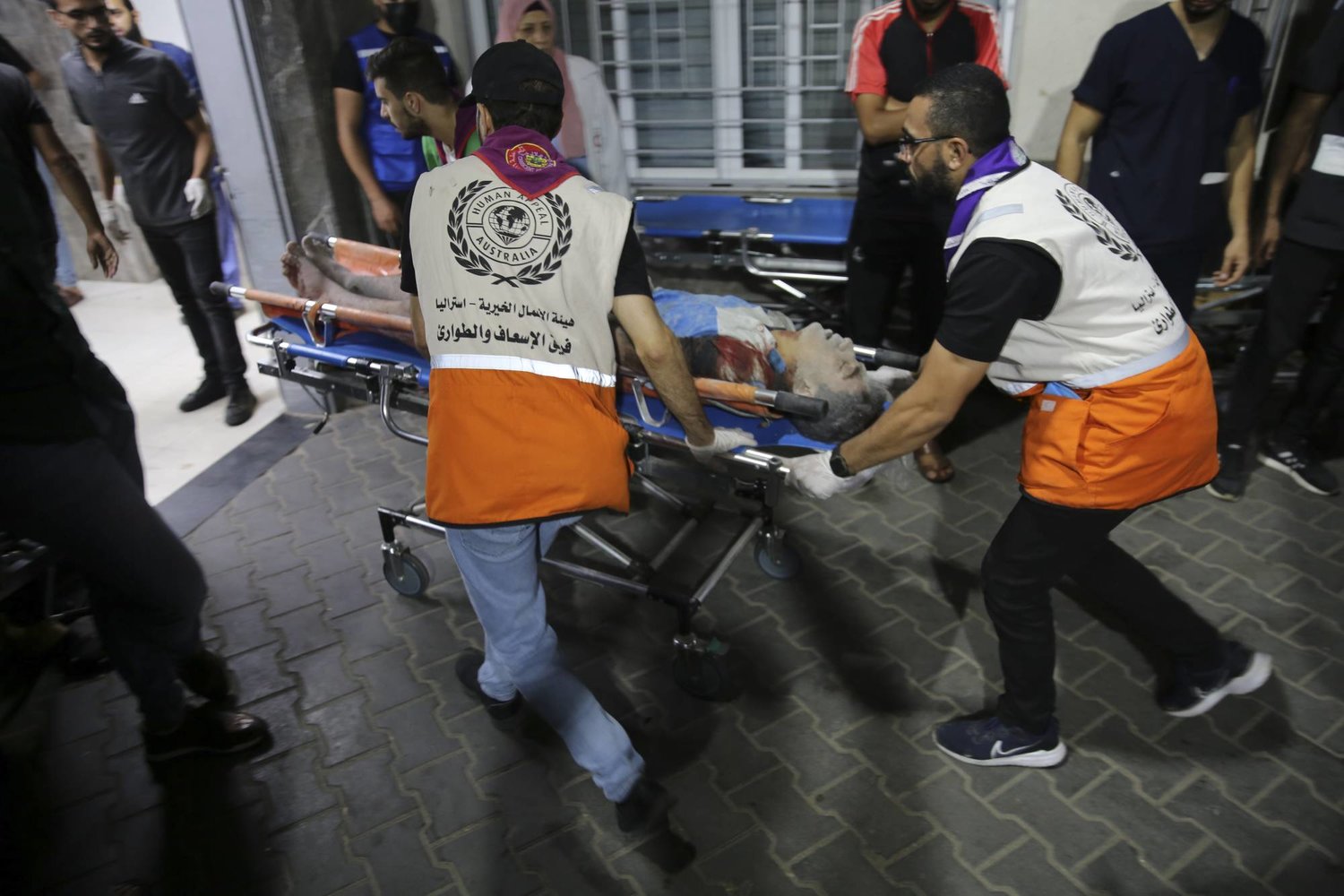 «الصحة العالمية» ترسل لوازم طبية جوا إلى الحدود المصرية مع غزة