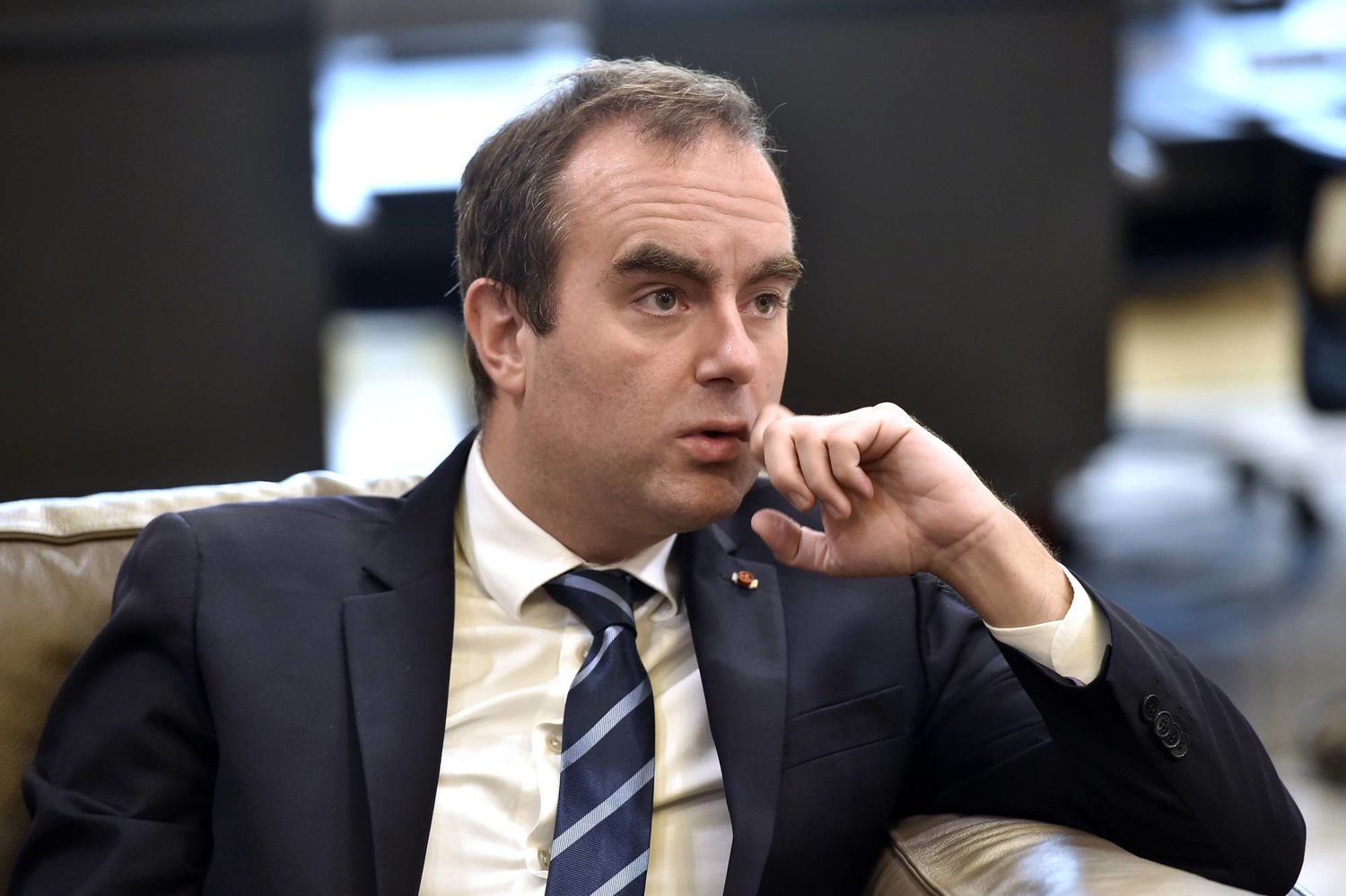 وزير الدفاع الفرنسي يشدد على أهمية عدم التصعيد في جنوب لبنان