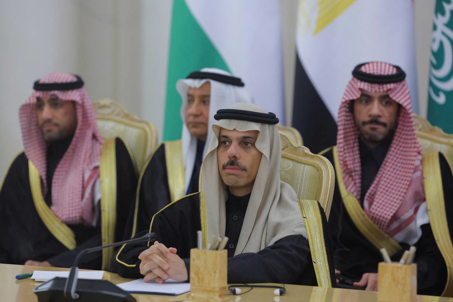 وزير الخارجية السعودي يجدّد المطالبات بإيقاف الحرب فوراً