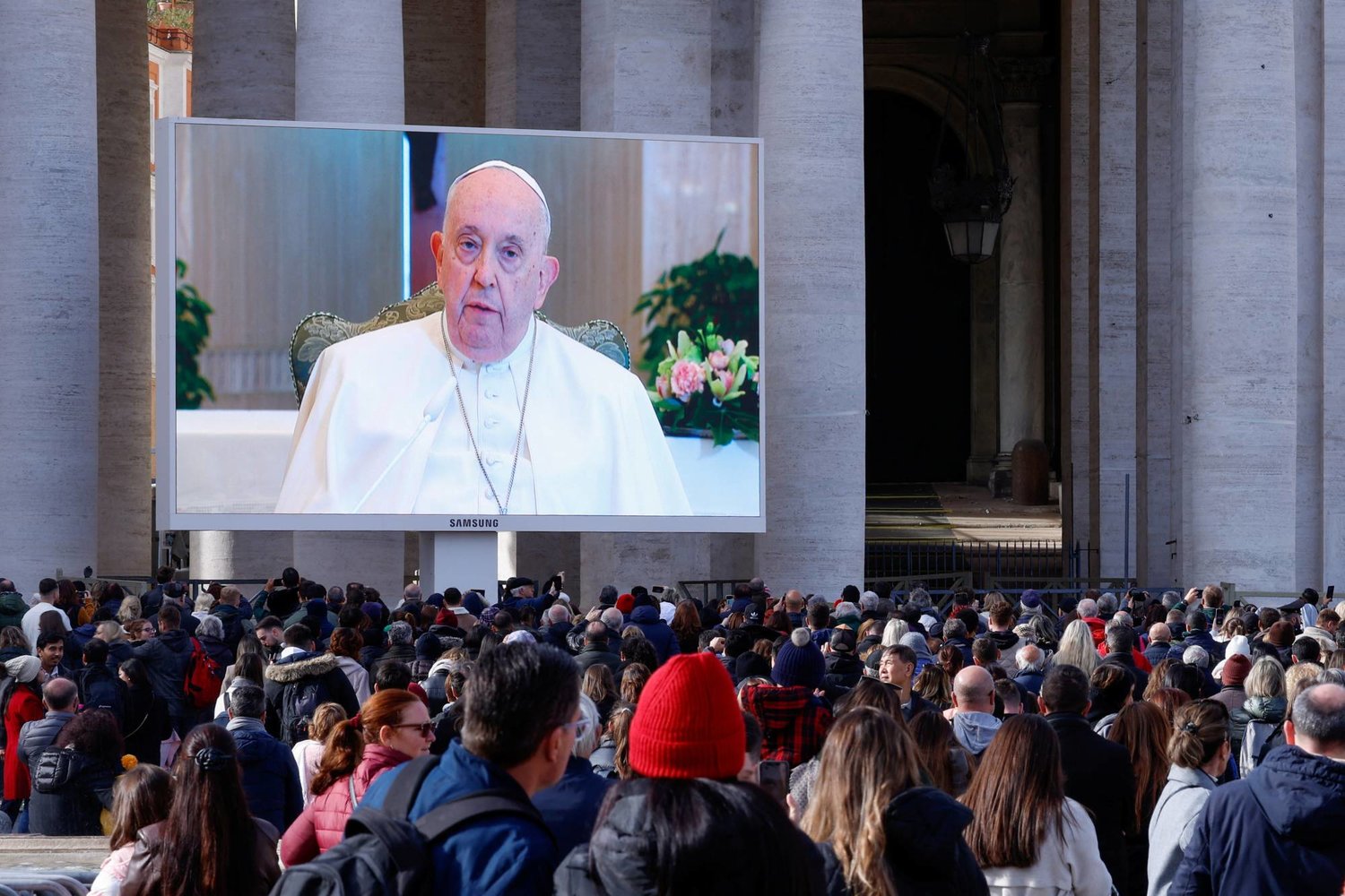 بابا الفاتيكان المتوعك صحياً يلقي عظته الأسبوعية من مقر إقامته