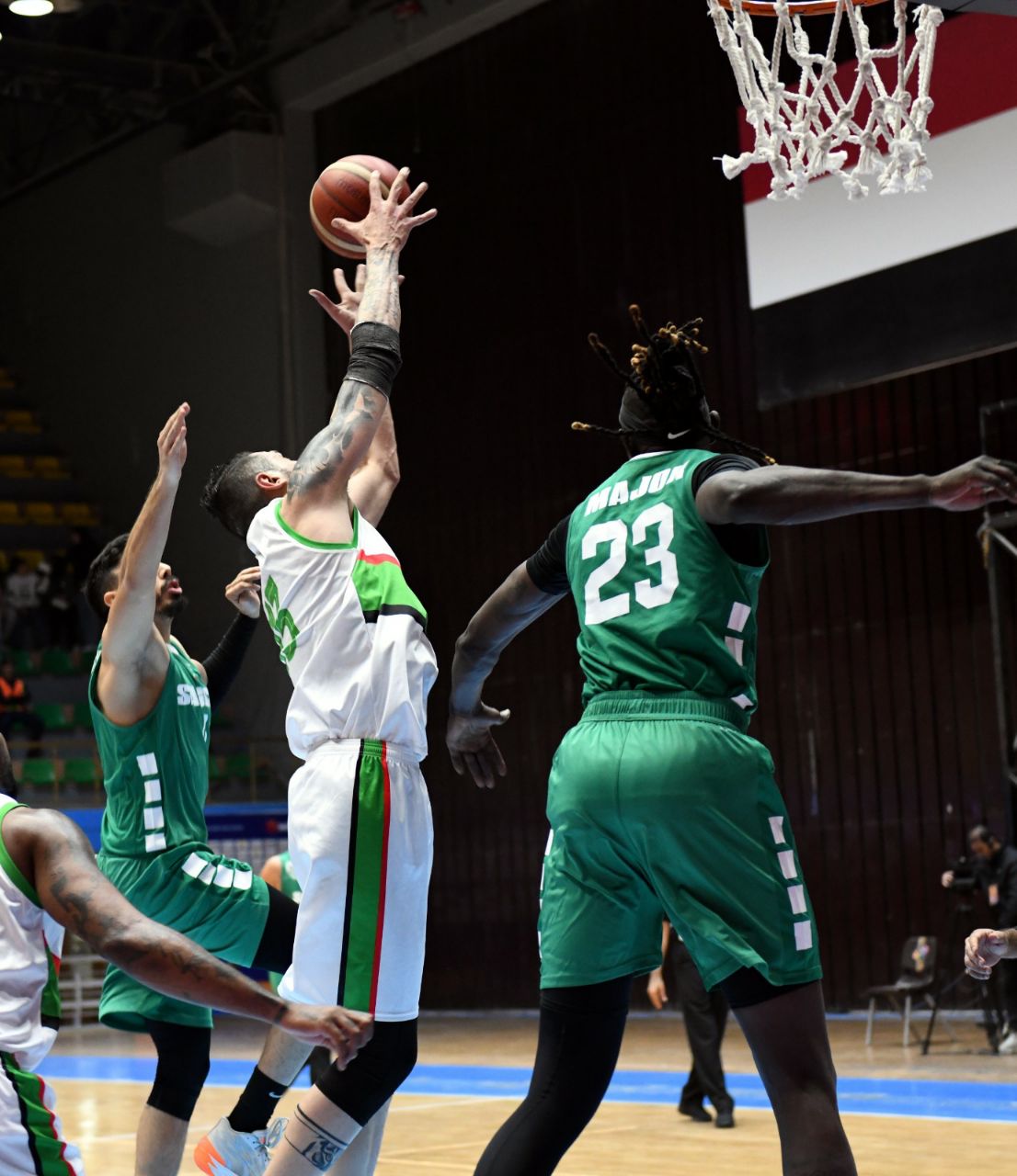 الحكمة اللبناني يتغلب على النفط العراقي في بطولة سوبر غرب آسيا