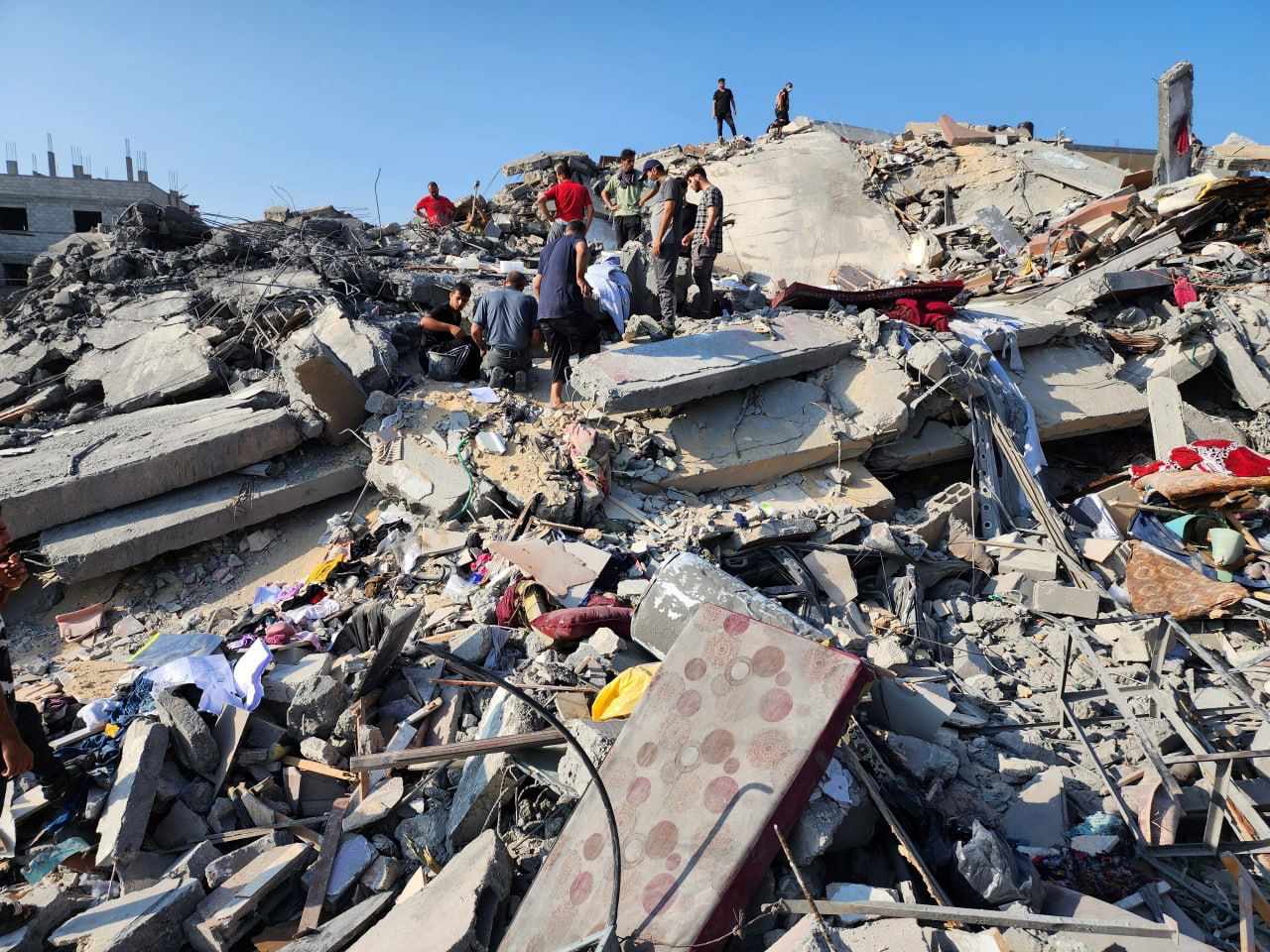 ارتفاع عدد ضحايا القصف الإسرائيلي في غزة إلى 17 ألفاً و177 فلسطينياً وإصابة أكثر 46 ألفاً