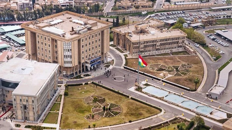 قرارات المحكمة ستحد من سيطرة الاحزاب الكردية المتنفذة في إقليم كردستان