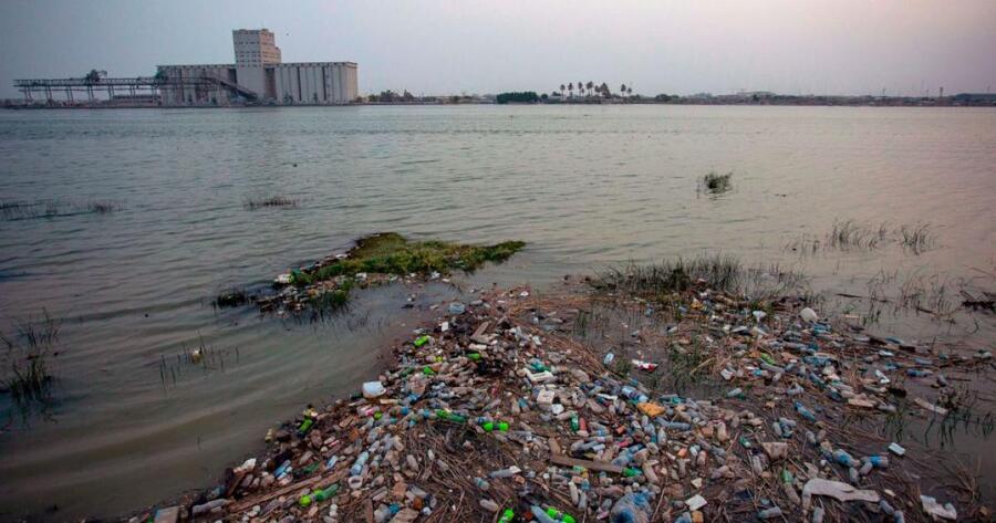 بي إن إن بلومبرغ: أنهار العراق مهددة بتلوث كارثي ينعكس على 43 مليون مواطن