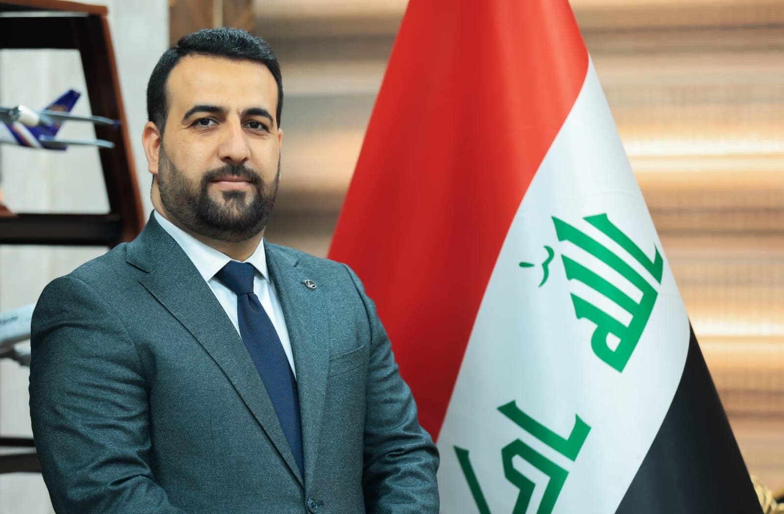 سلطة الطيران تعفي مدير مطار النجف علي الساعدي من منصبه