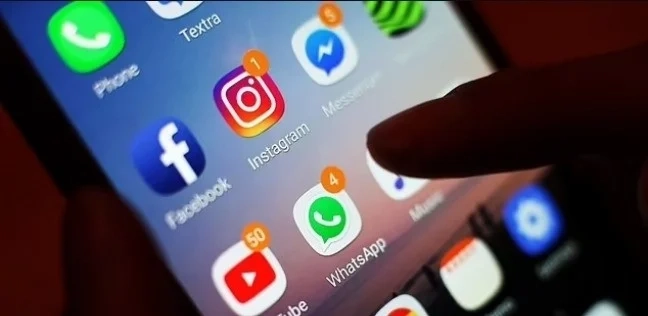 احذر تحميل التطبيقات من الإنترنت.. مخاطر أمنية كبيرة