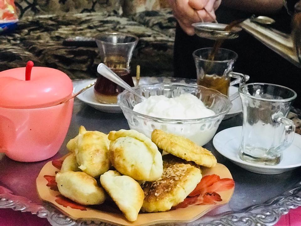 “إرث أكلات العيد”: مات في المدينة ولا يزال “يشيخ” في القرى.. ماذا عن بغداد؟