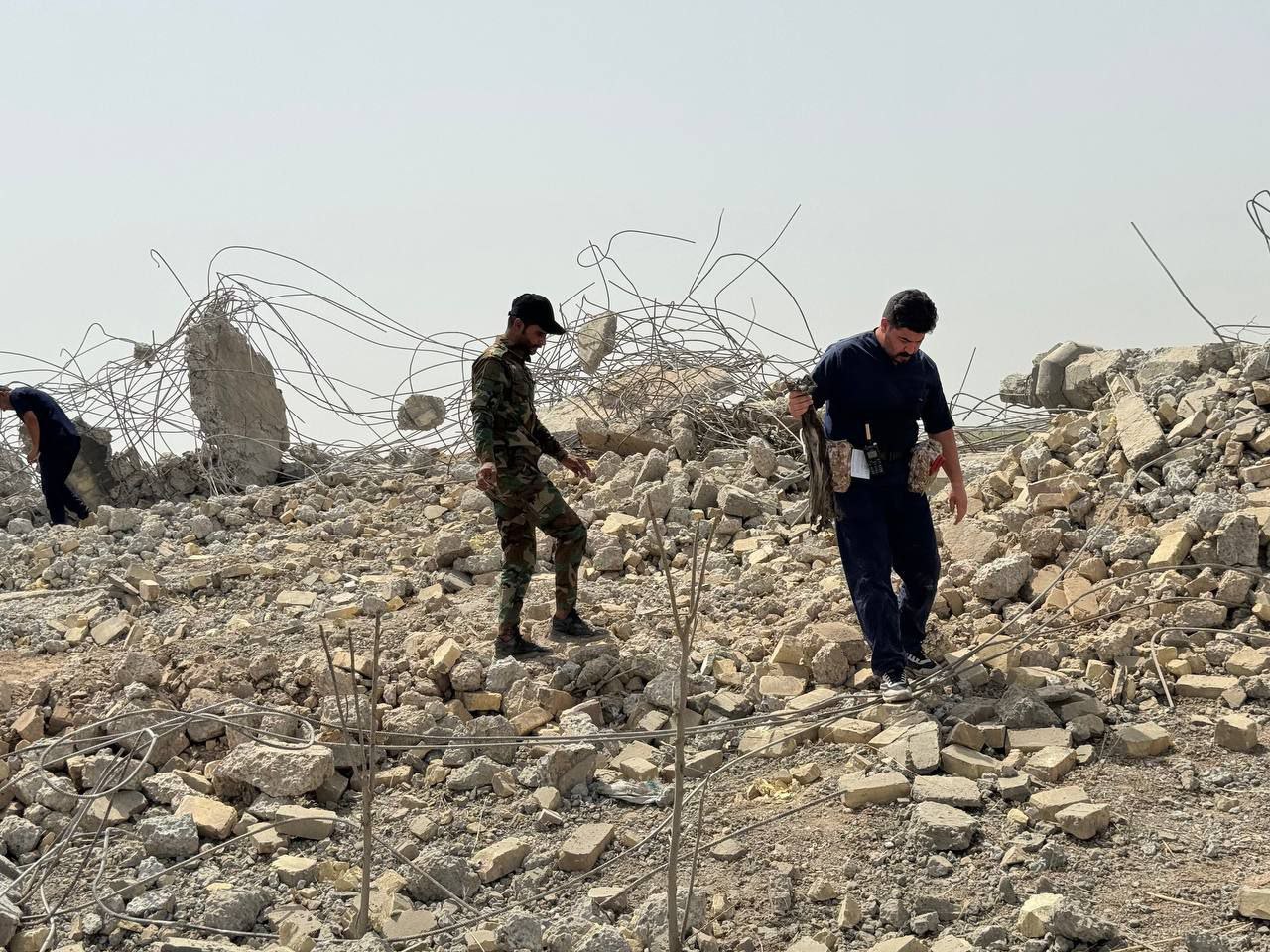 استشهاد منتسب امني بانفجار منزل مفخخ في قضاء الطارمية شمال بغداد والبحث ما زال جارياً عن جثمانه تحت الركام