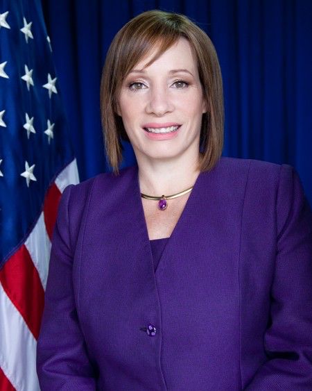 السفيرة الاميركة الجديدة في العراق تريسي جاكوبسون: الولايات المتحدة بحاجة إلى الاستعداد لتوجيه ضربات عسكرية عند الضرورة ضد الفصائل العراقية المرتبطة بإيران