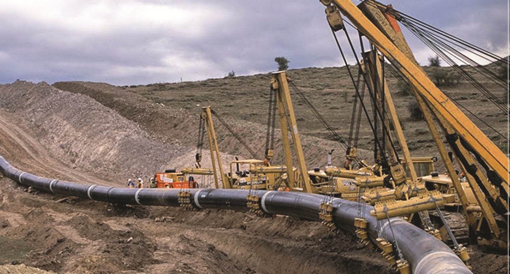 مد أنبوب بصرة -عقبة هدر للمال العراقي