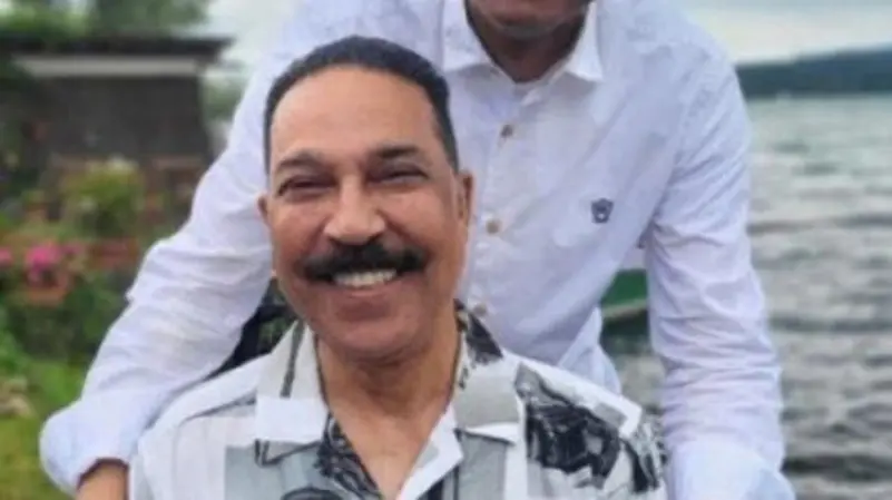 بالفيديو.. عبدالله الرويشد يظهر على كرسي متحرك في ألمانيا