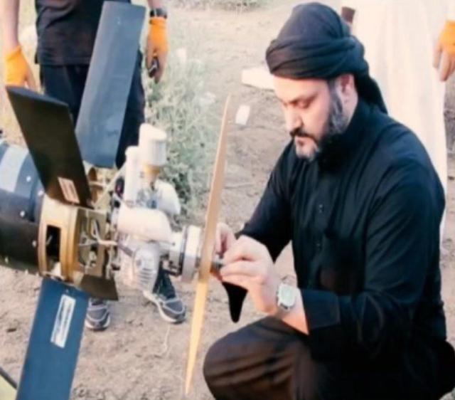 معهد واشنطن: لماذا ظهر الكعبي متظاهرا بتجميع مسيّرة أُطلِقت على إسرائيل