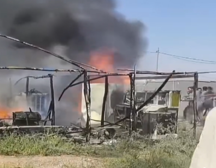 حريق يلتهم عدداً من خيام النازحين داخل مخيم حسن شام في محافظة نينوى