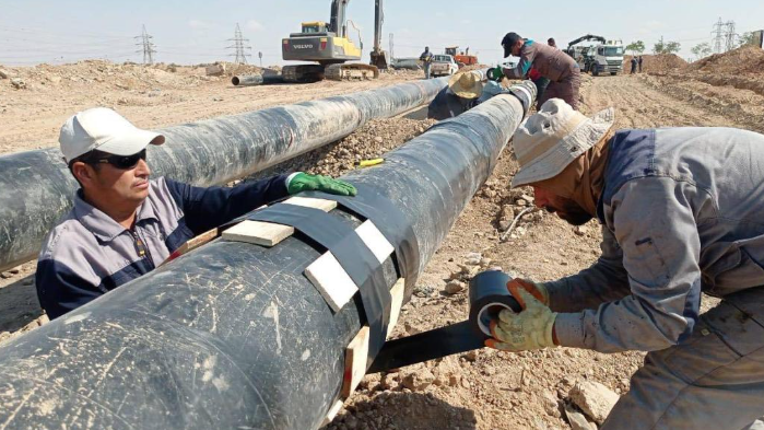 بذرائع اسماها بالواهية.. خبير نفطي : مد أنبوب البصرة عقبة مكلف اقتصاديا وغير آمن