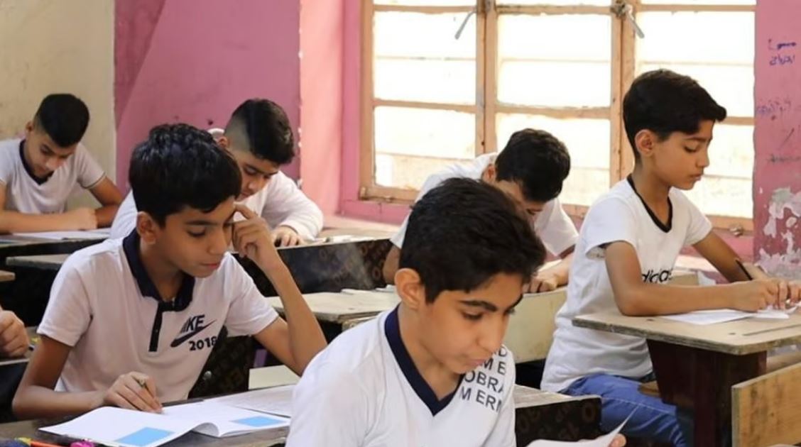التربية تسمح للطلبة الراسبين بالسادس الابتدائي والثالث المتوسط بأداء امتحانات الدور الثاني