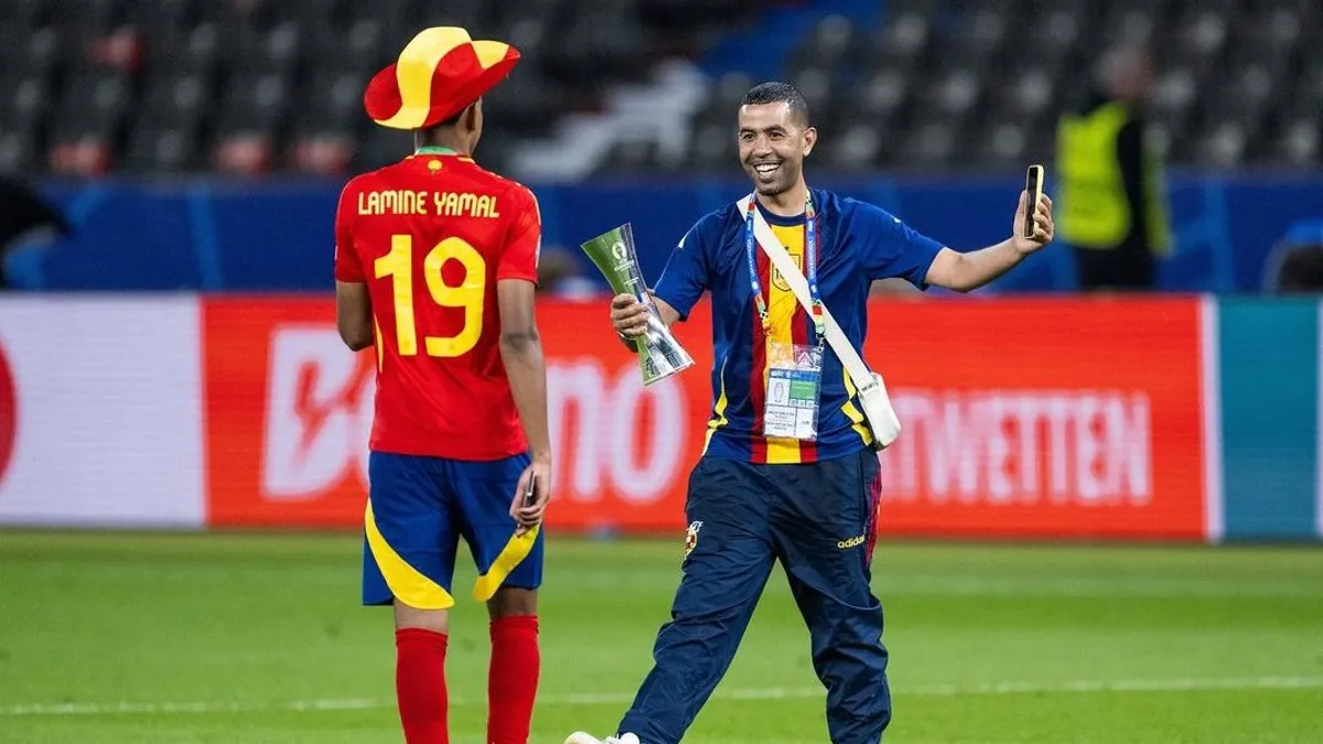 تقرير يكشف عـن تعرض والد اللاعب لامين يامال للطعن داخل مرأب للسيارات في إسبانيا