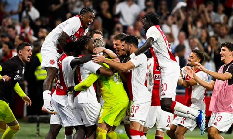 أياكس الهولندي وباناثينايكوس اليوناني يسجلان رقماً قياسياً في البطولات الأوروبية بلعب 34 ركلة ترجيح