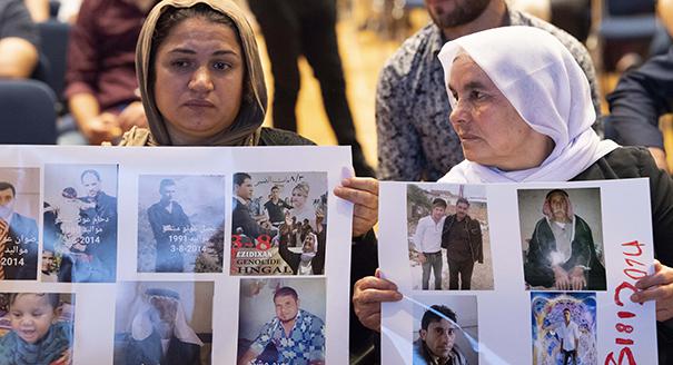 ذا ميديا لاين: المجتمع الدولي يحيي الذكرى ال10 للإبادة الجماعية الإيزيدية