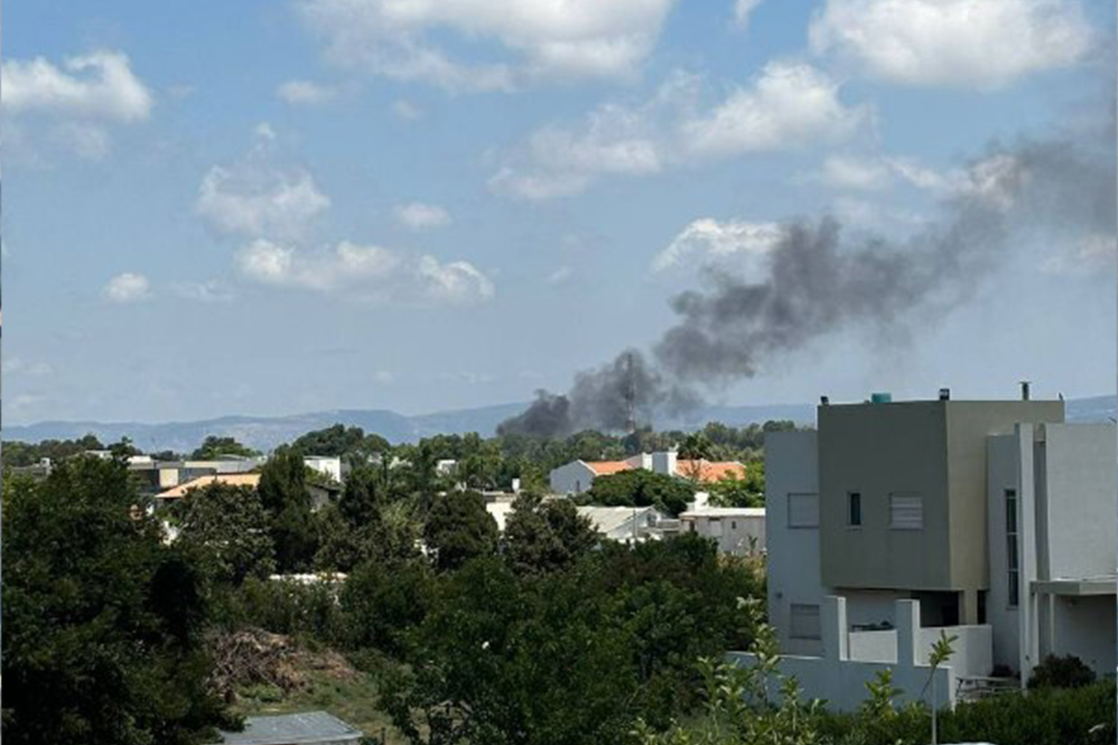 مصادر عبرية.. إصابات خطيرة في انفجار مسيرة بالجليل الغربي ودوي انفجارات بحيفا