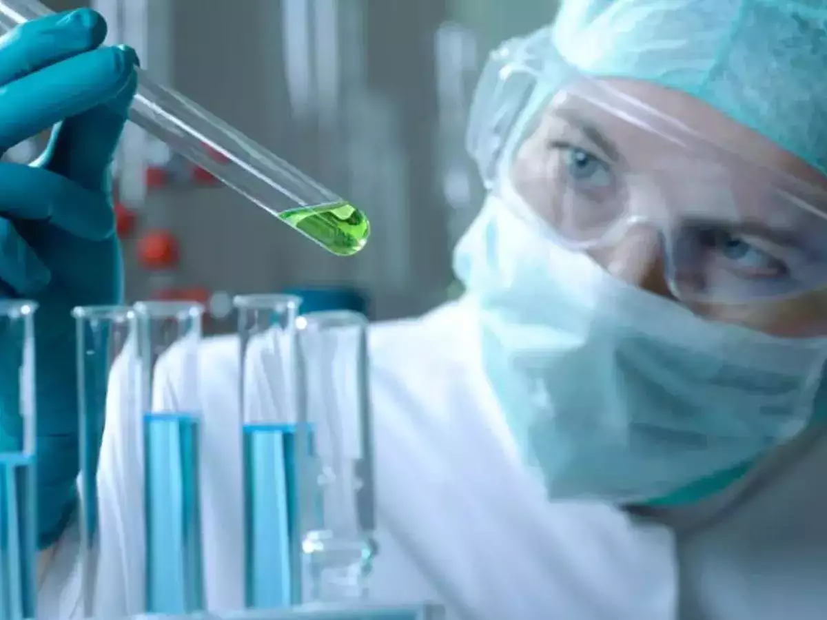 علماء روس يعملون على ابتكار دواء جديد لعلاج الإيدز