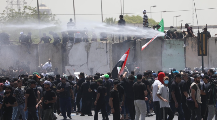 ناشطون: قمع التظاهرات يعكس خوف المنظومة السياسية من تصاعد الاحتجاجات