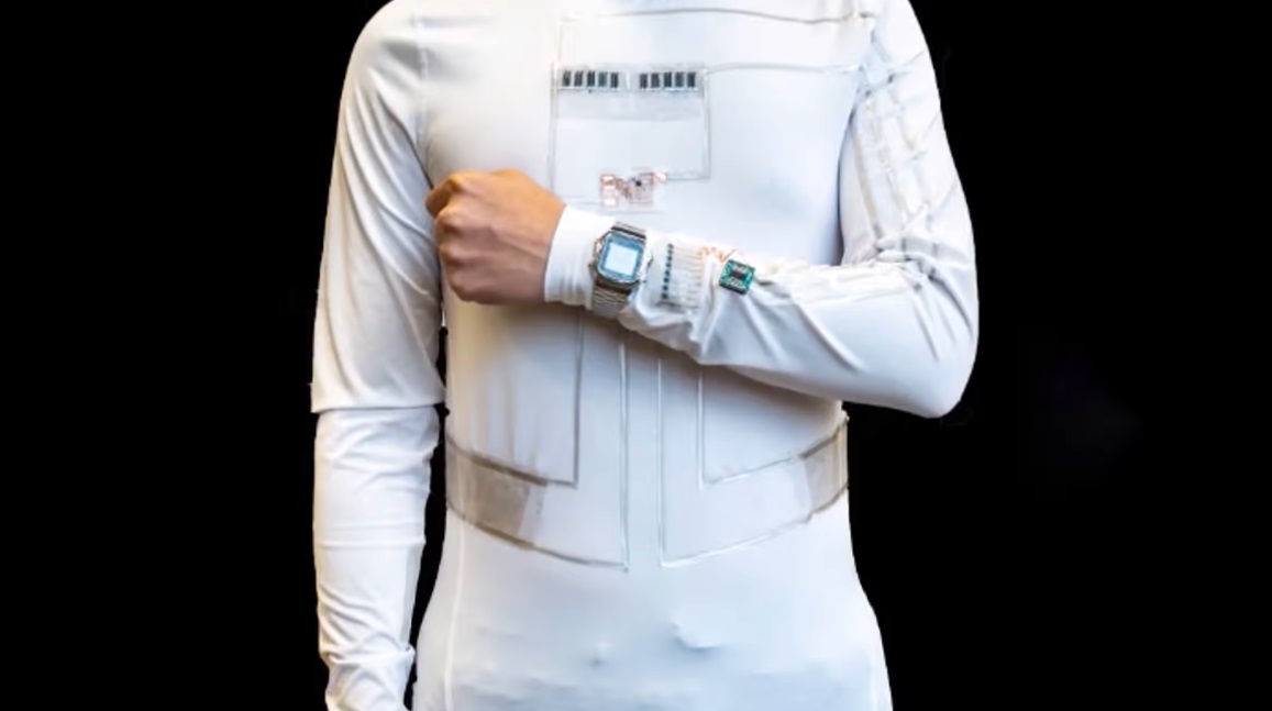 نسيج مبتكر يحول حرارة الجسم واشعة الشمس الى كهرباء