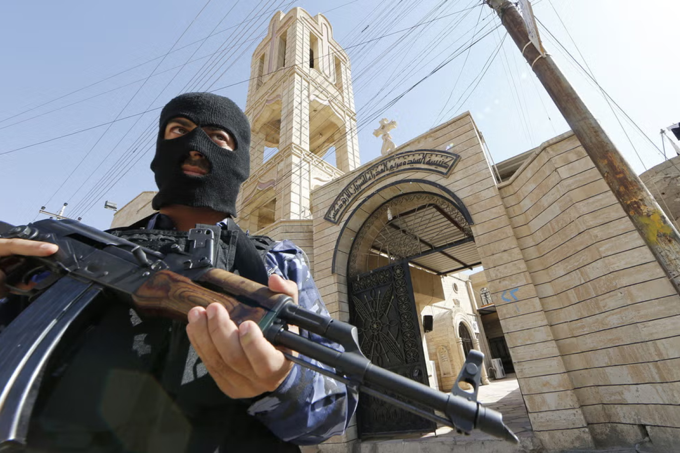 مسيحو العراق ..الهجرة القسرية نخرت المكون وجهات متنفذة استولت على ممتلكاتهم