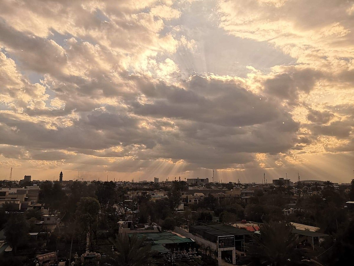 طقس العراق.. غيوم متفرقة وارتفاع بدرجات الحرارة خلال الأيام المقبلة