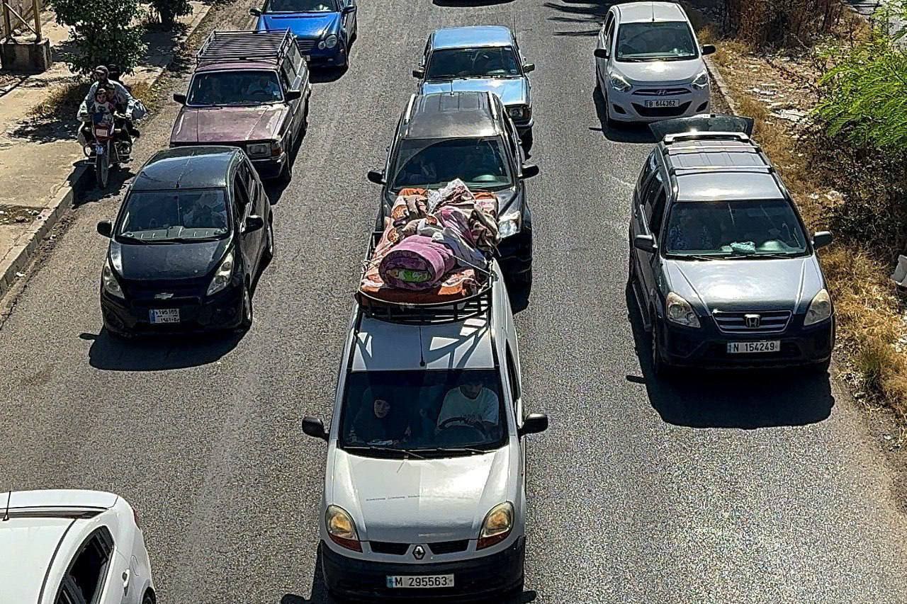 حركة مرور كثيفة من جنوب لبنان باتجاه بيروت وسط تفاقم أزمة النزوح