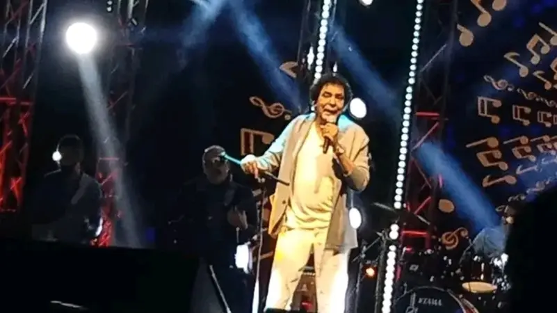 أسرار زيارته الأخيرة إلى السودان.. محمد منير: الخرطوم دائمًا وحشاني