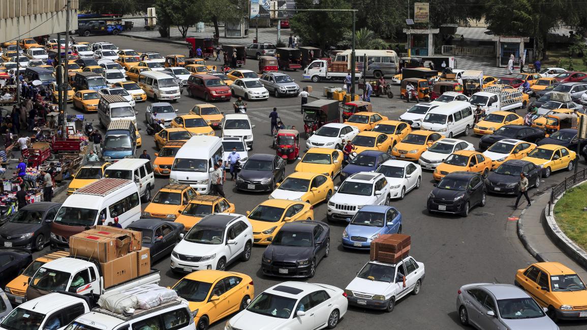 ازدحامات خانقة تشل حركة السير بأغلب تقاطعات وشوارع العاصمة بغداد