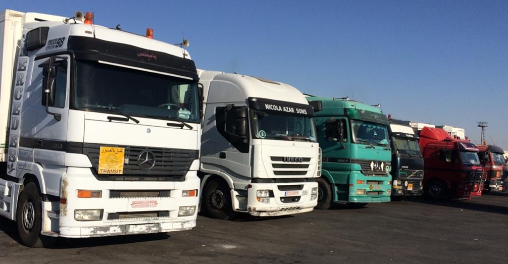 صادرات سوريا الزراعية للعراق.. 30 شاحنة يومياً محملة بالرمان والطماطم والعنب