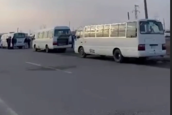 تعرض باصات نقل موظفي شركات النفط الى اطـلاق نار قرب منطقة المدثرة في ميسان