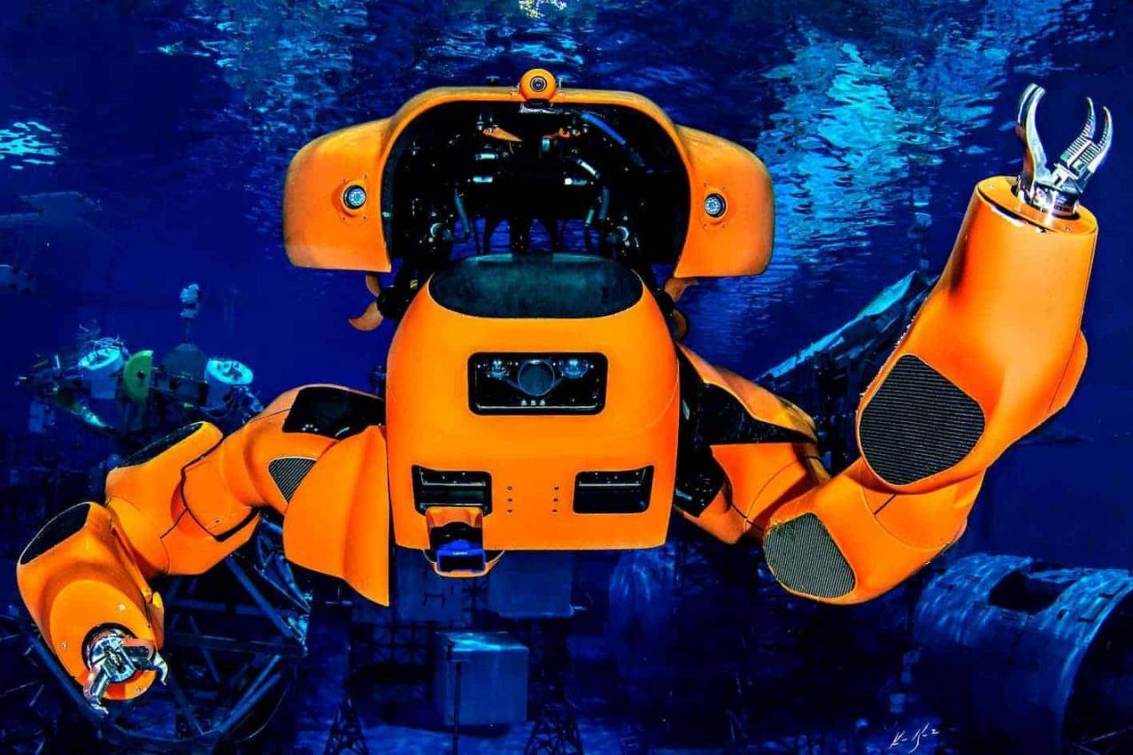 الصين تطور أول روبوت غواص “روبوت إنقاذ” يعمل بتقنية الذكاء الاصطناعي، ليكون حارساً للإنقاذ من الغرق على مدار الساعة، في نهر بمدينة لوهي