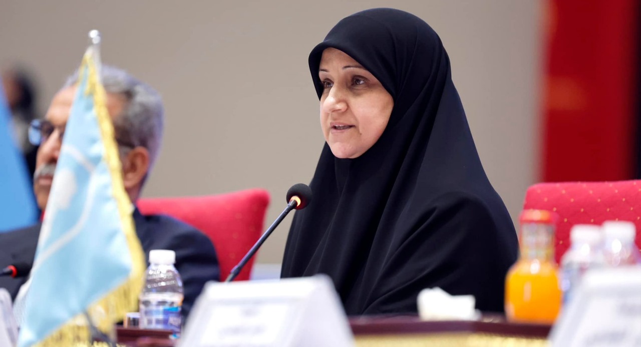 وزيرة الاتصالات لم تعرف لفظة تطبيق التيك توك وتتهمه بتمزيق النسيج المجتمعي