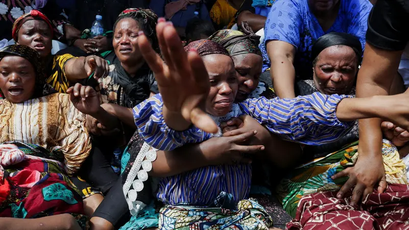 بعد مخاوف من تفشي فيروس قاتل.. بلد إفريقي يثير الجدل