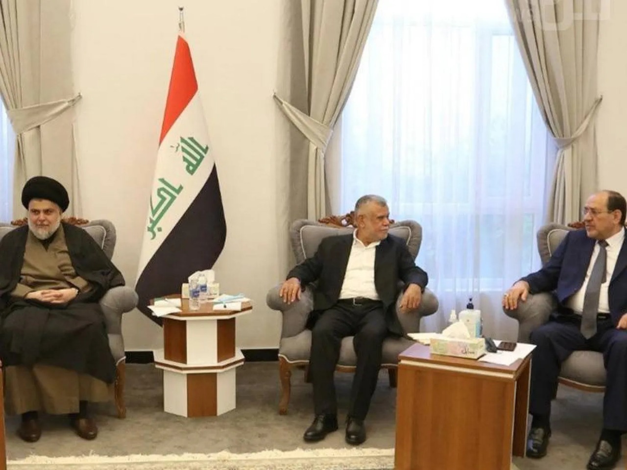 صحيفة الشرق الاوسط: المالكي يغازل الصدر والاخير يرد بانه لن يتحالف معه