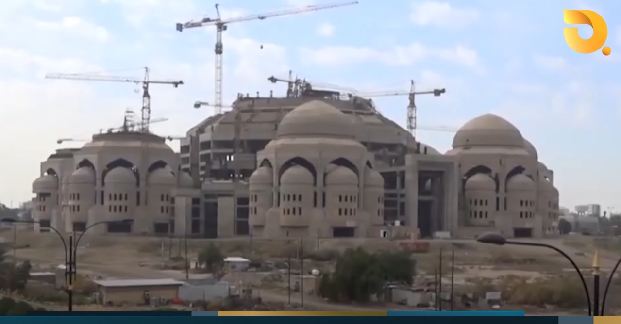 في الميدان مع اياد الرومي “الفاسدون ينهبون عقارات الدولة”