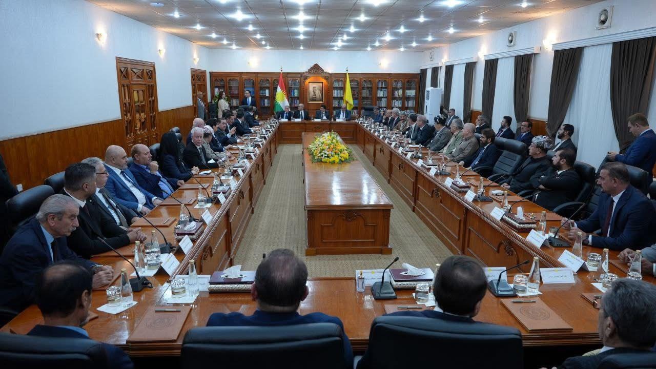 نواب: اجتماع الأحزاب الكردية في مقر بارزاني تهميش للبرلمان وتعطيل لدوره