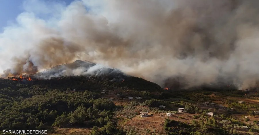سوريا.. إخلاء مناطق سكنية جراء حريق كبير