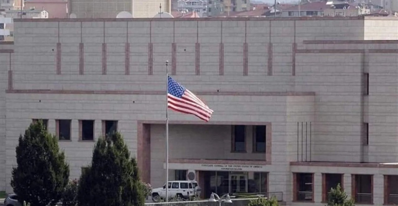 أميركا تحذر رعاياها من السفر إلى لبنان ومبعوث ترامب يؤكد: هذه فترة حرجة