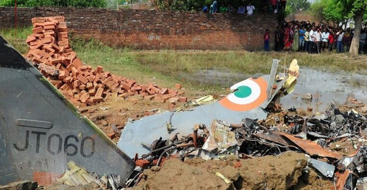 تحطم مقاتلة هندية قرب الحدود مع باكستان