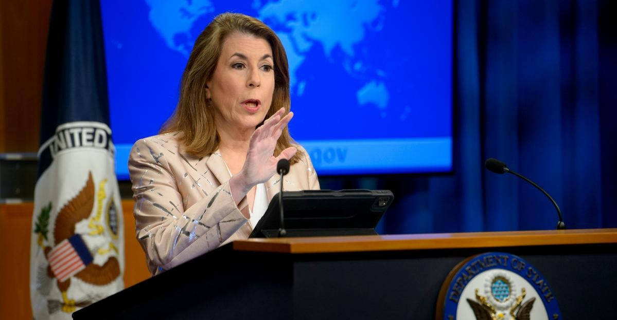 الخارجية الأمريكية تحذر مواطنيها من السفر إلى إيران