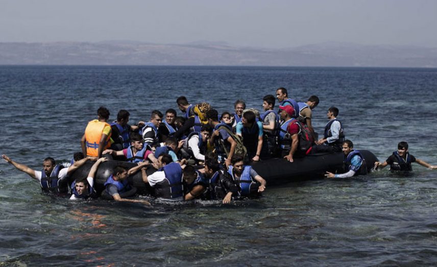 إيطاليا تنقذ 170 مهاجرا وتطالب بإنزالهم في مالطا