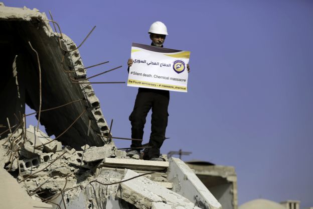 صنداي تايمز: تفاصيل “الهروب الكبير” للخوذ البيضاء من سوريا