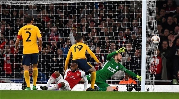 أتلتيكو مدريد يقتنص تعادلاً ثميناً من أرسنال في الدوري الأوروبي